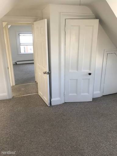 Main picture of 9305 3rd Ave