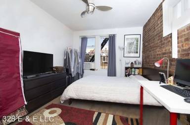 Main picture of 328 Covert St
