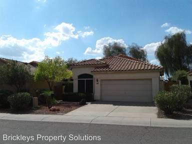 Main picture of 13608 N 100th Pl