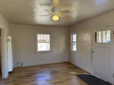Main picture of 614 E Willis St