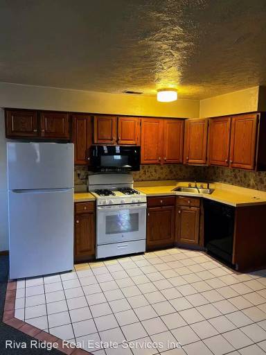 Main picture of 1800 Lynn Ave