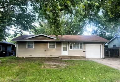 Main picture of 3131 S Gordon Ave