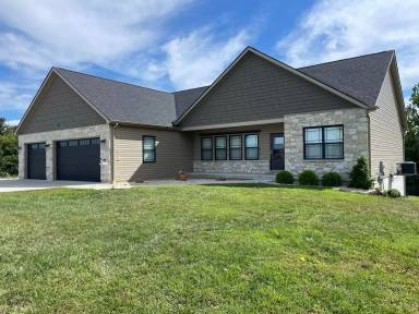Main picture of 25 Gregory Michael Ln