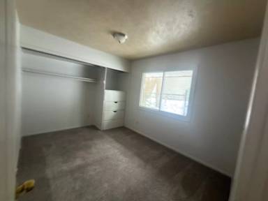 Main picture of 15 Neal Ct