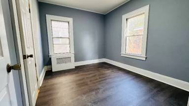 Main picture of 177 Spring St