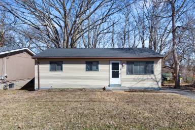 Main picture of 251 Connolly Dr