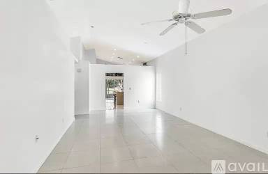 Main picture of 13625 Admiral Ct