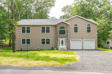 Main picture of 1115 Park Dr