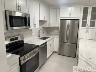 Main picture of 50 Longwood Ave