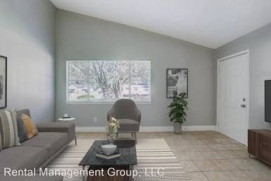 Main picture of 10422 Alta Loma Way