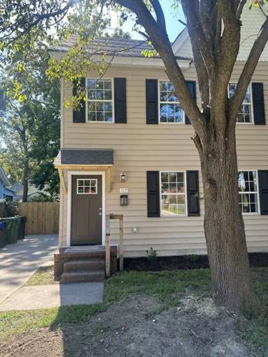 Main picture of 117 W Seaview Ave