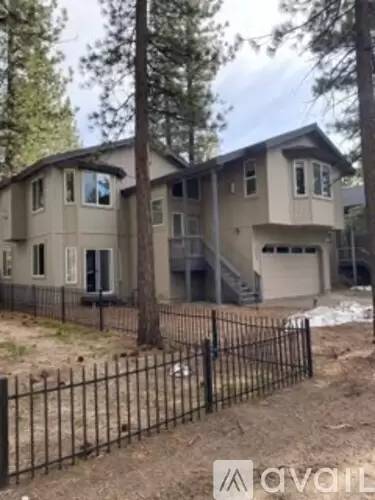 Main picture of 772 Merced Ave