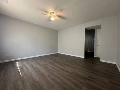 Main picture of 412 Myrtlewood Cir