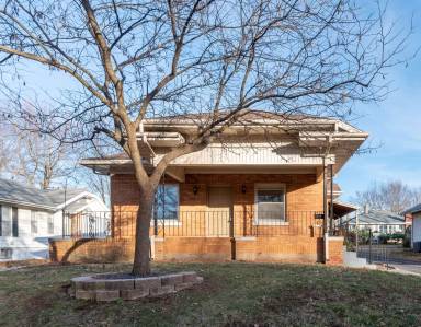 Main picture of 1120 S Roanoke Ave