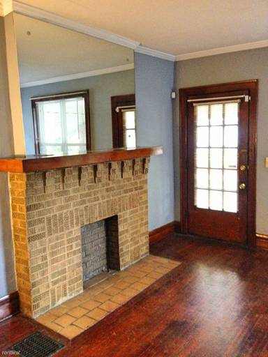Main picture of 2210B Indianola Ave