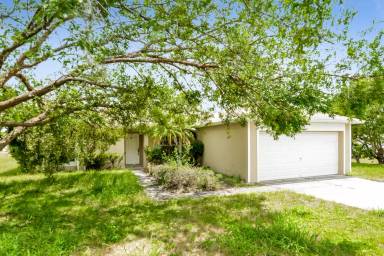 Main picture of 13323 Caspian Ln