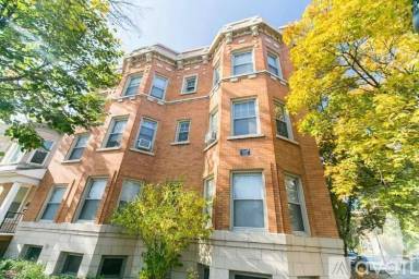 Main picture of 1601-15 W Berteau Ave Apartments