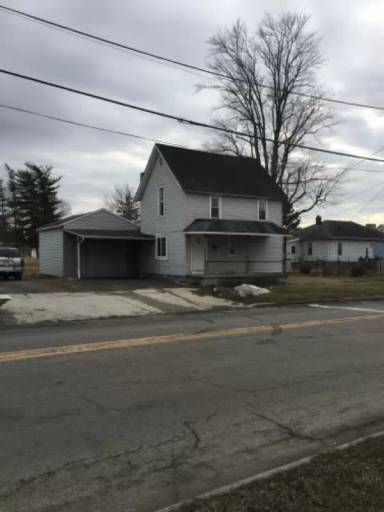 Main picture of 215 Walnut St