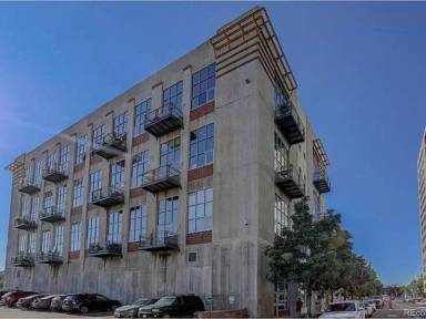Main picture of 1050N Cherokee St
