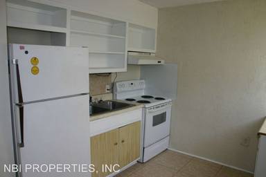 Main picture of 300 Miracle Strip Pkwy SW