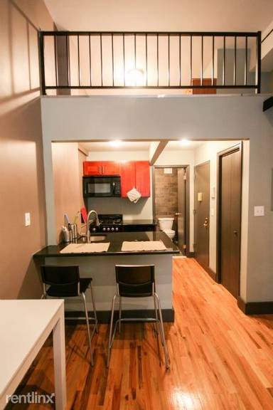 Main picture of 422 E 14th St