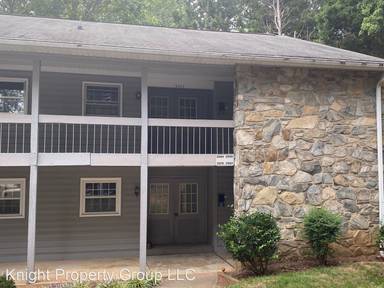 Main picture of 2998 Carriage Dr