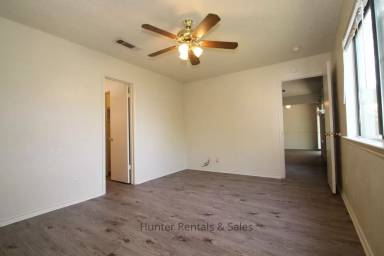 Main picture of 2016 Cascade Dr