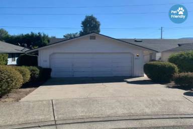 Main picture of 1469 Cameo Ct