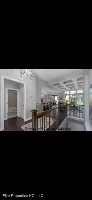 Main picture of 21470 W 116th Pl