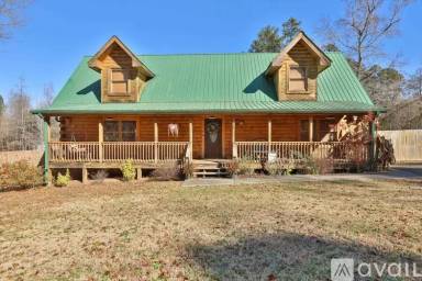 Main picture of 592 Gordon Rd