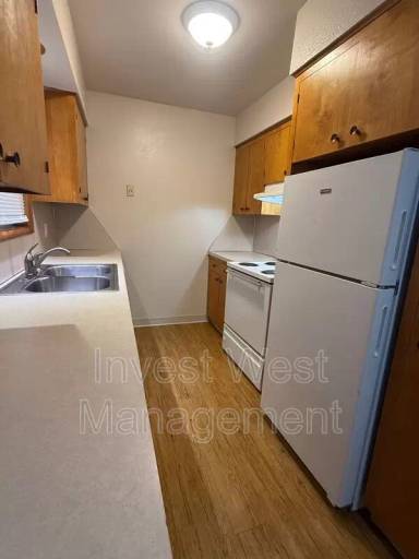 Main picture of 6305 Kansas St