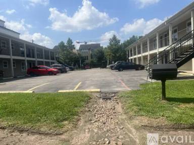 Main picture of 1113 W 25th St
