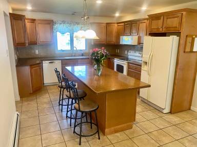 Main picture of 1398 Walnut Ln