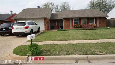 Main picture of 1819 Oakhollow Dr