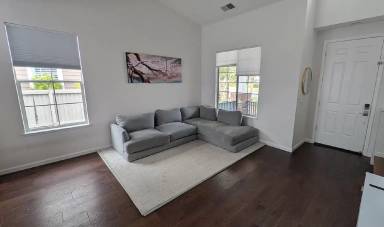 Main picture of 246 Biarritz Ct