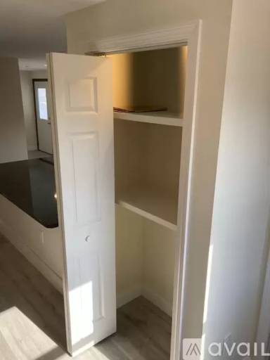 Main picture of 313 Read St