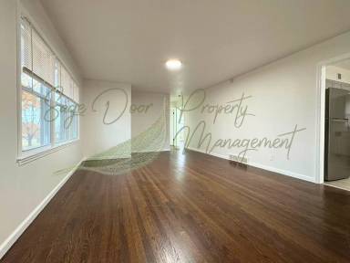 Main picture of 12315 E 44th Ter