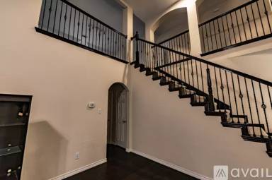 Main picture of 364 Parkvillage Ave
