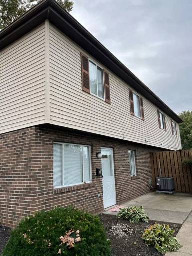 Main picture of 729 Brunot St