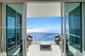 Main picture of Trump Palace