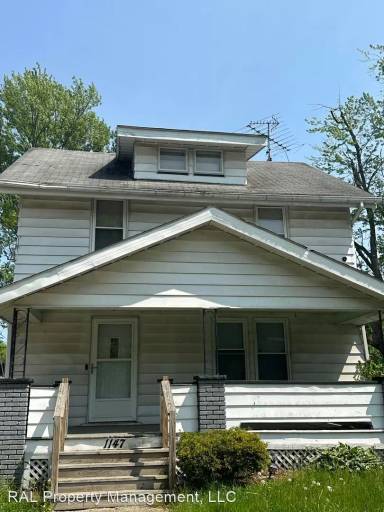Main picture of 1147 Belvedere Ave SE
