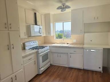 Main picture of 4600 Normandie Pl