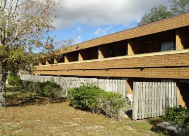 Main picture of 2180 Country Clb Dr