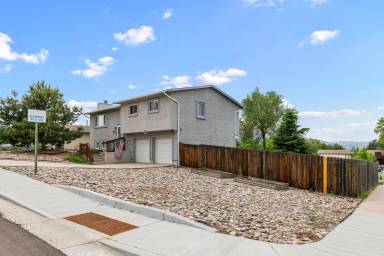 Main picture of 4303 Eastcrest Cir W