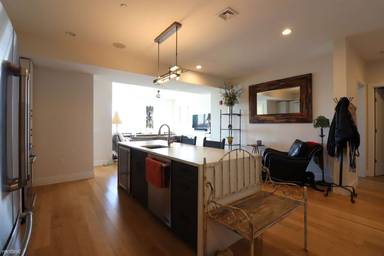 Main picture of 488 Dorchester Ave