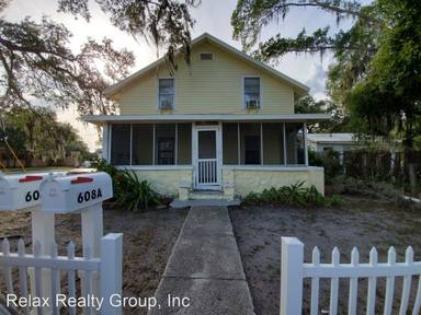 Main picture of 608 7th St E