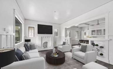 Main picture of 454 W 59th Pl