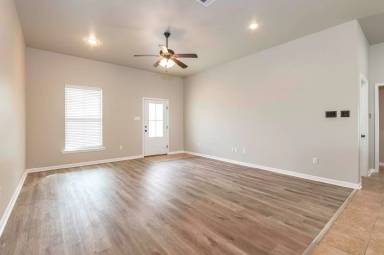 Main picture of 129 Gray Birch Loop