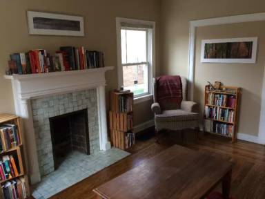 Main picture of 925 Nassau St