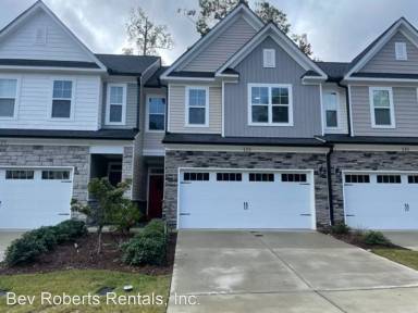 Main picture of 112 Orvis Dr